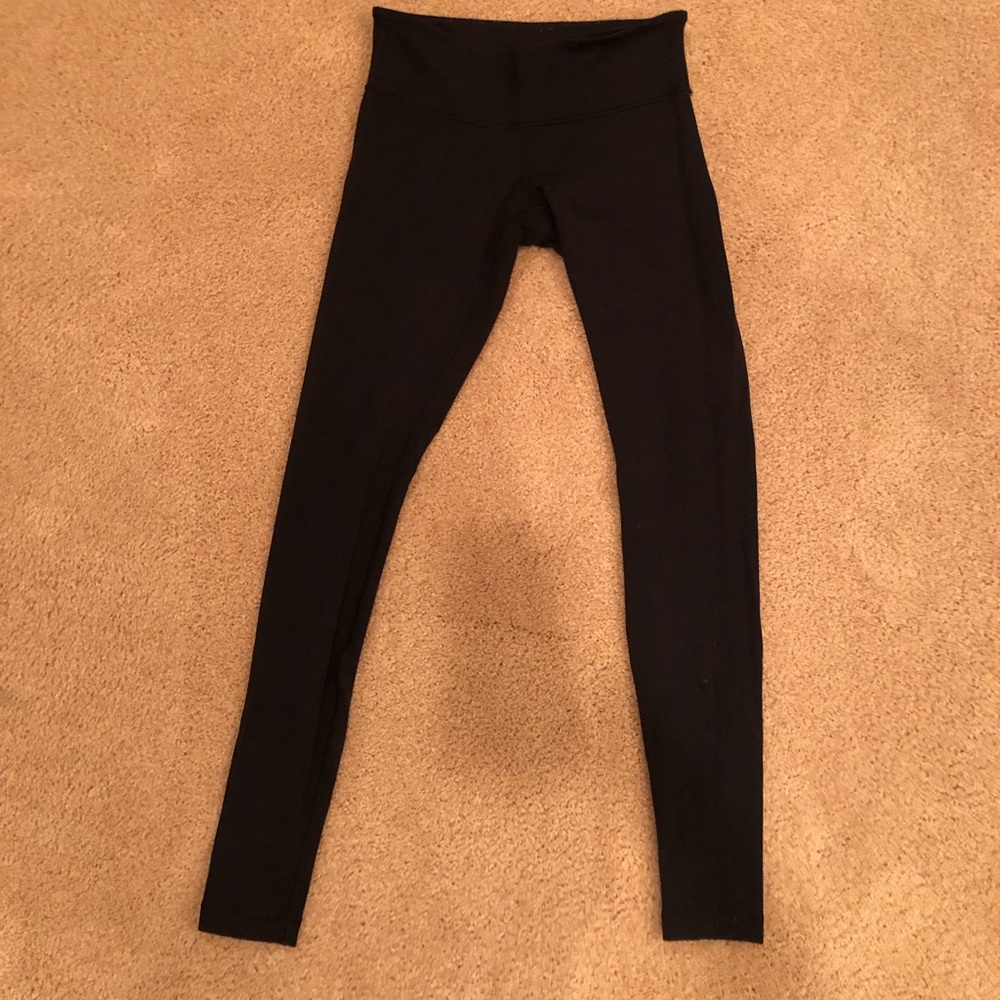 Lululemon black leggings